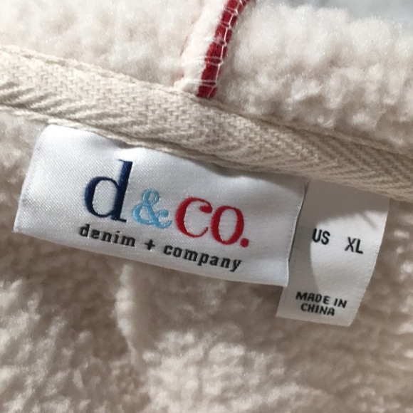 D&Co. Red fleece Jacket hoodie - Picture 7 of 8